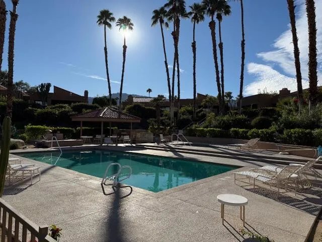 48624 Sundrop Court, Palm Desert, California 92260 home-pic-33